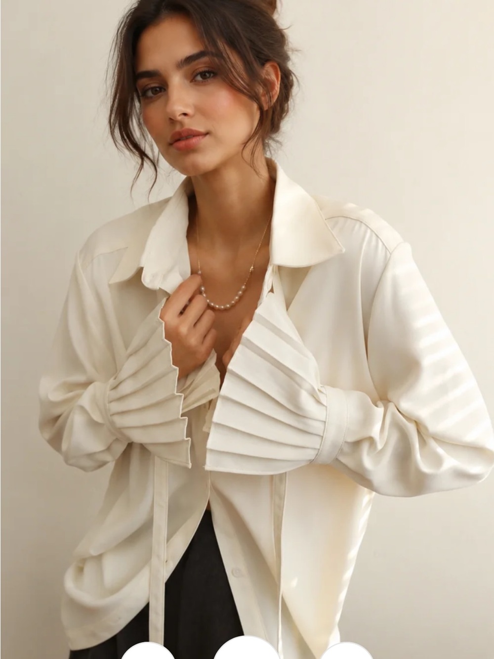 NWT Commense Cream Pleated Cuff Button-Up Blouse, size M very oversized